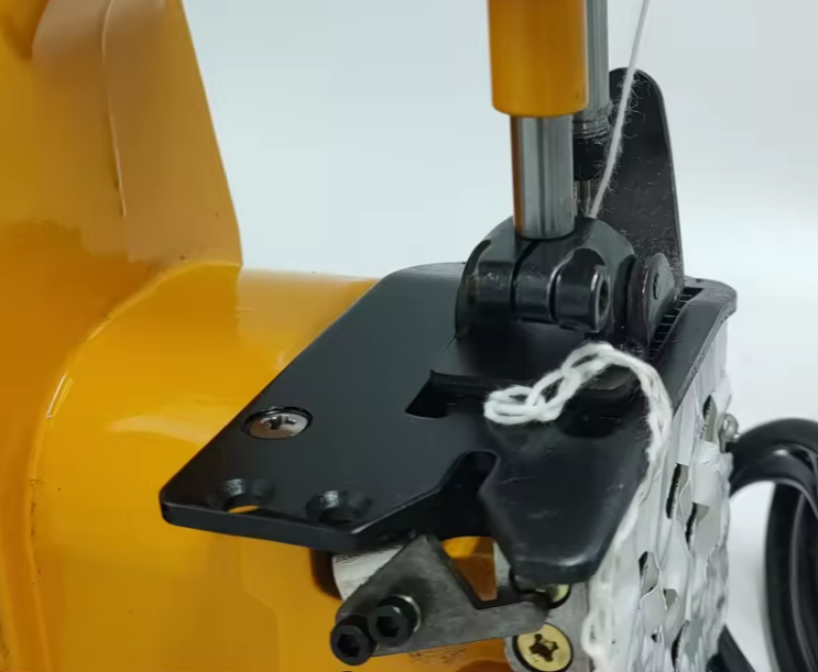 آلة خياطة نصف أوتوماتيكية كهرب - مراجعة Textile Sewing Machine وسعره