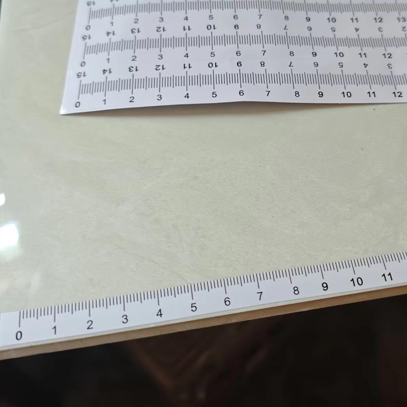 مجموعة مساطر ذاتية اللصق مكونة - مراجعة Sewing Gauge Ruler وسعره